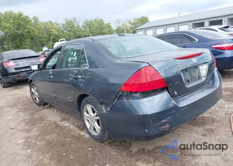 2006 Honda Accord 2.4 Ex z USA, uszkodzony, nr VIN 1HGCM56776A103522
